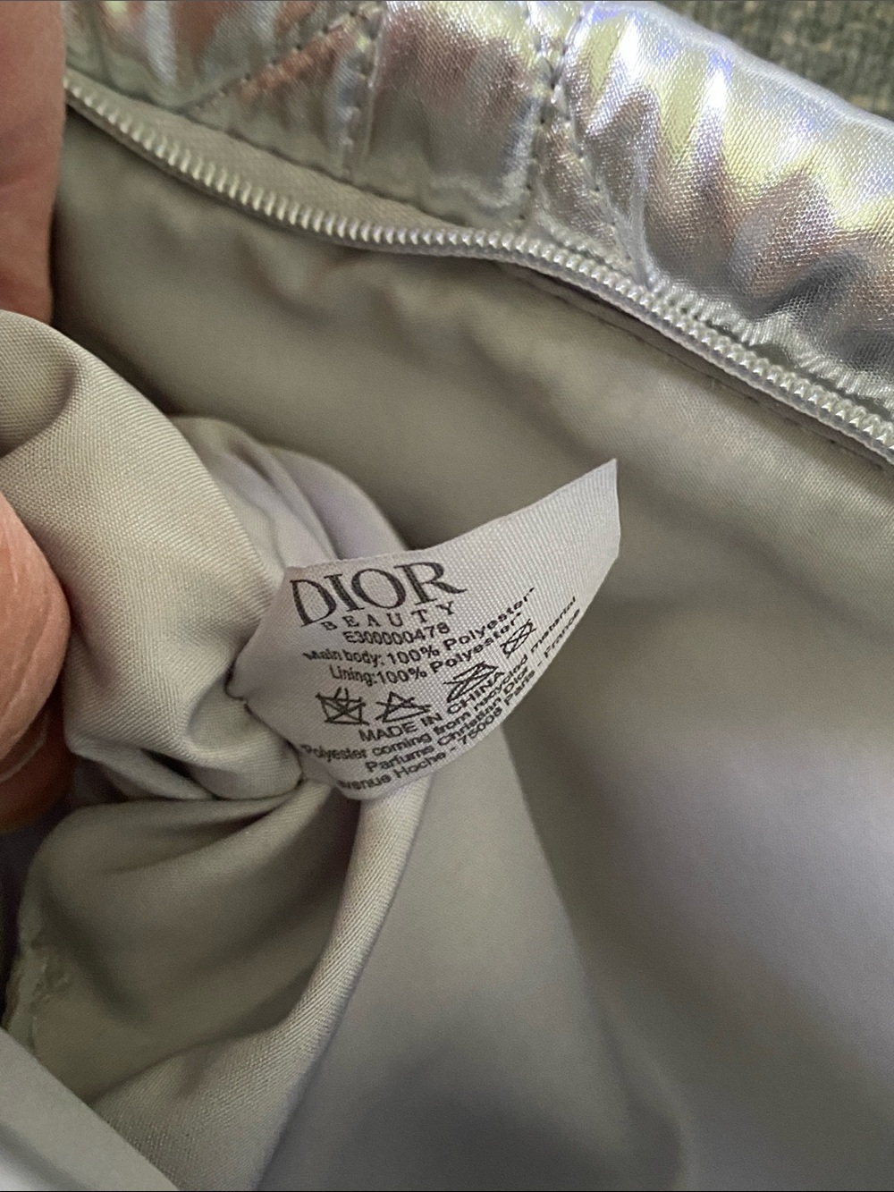 Dior Silver Limited Edition Quilted Pouch - Picture 8 of 11